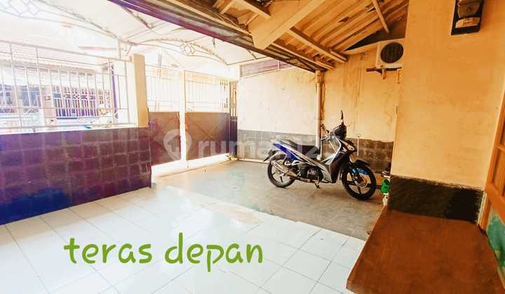 For Sale Ready-to-Occupy Residential House Located in Taman Kopo Indah 2 Tki. 2