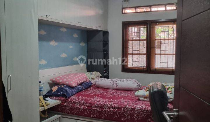 Dijual Rumah Tinggal Siap Huni 2 Lantai di Taman Holis Indah I 2