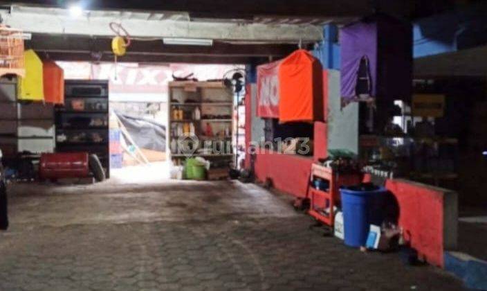 Disewakan Ruang Usaha Lokasi di Main Road Soetta 3 Lt + Basement 2