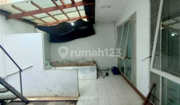 Rumah Modern Nyaman di Taman Holis Indah 2