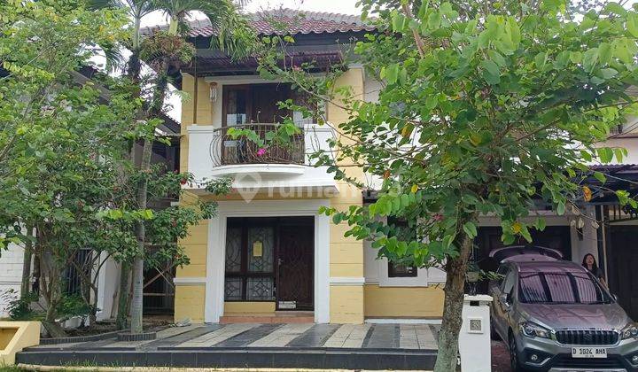 Rumah Nyaman Modern di Kota Baru Parahyangan 1