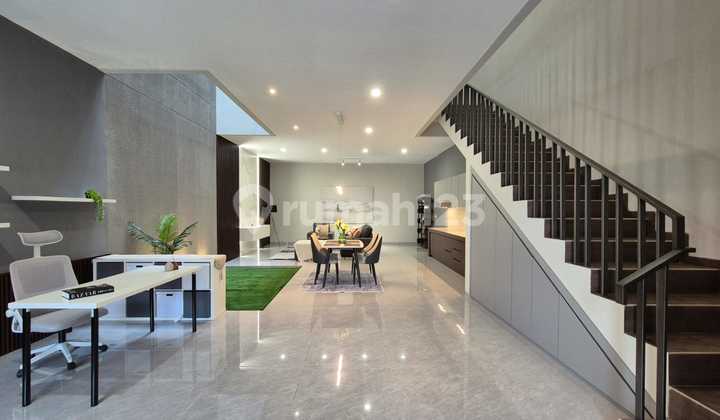 Dijual Rumah Baru Furnished 3 BR ,Design Out Standing 