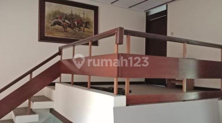Rumah Nyaman Modern Lokasi di Sayap Pasteur Rumah Nyaman Modern Lokasi di Sayap Pasteur