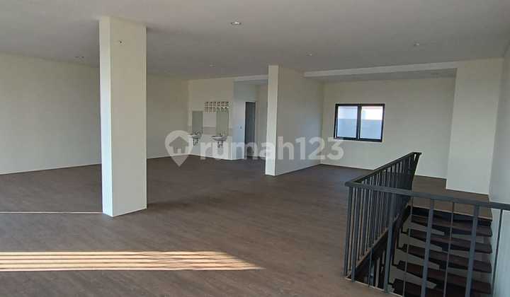 Ruko 2 Unit di Podomoro Park Buah Batu Lokasi Strategis