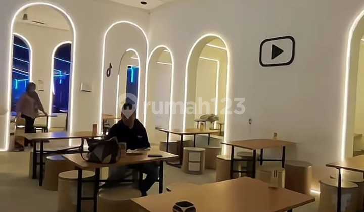 For Lease: Ex-Cafe Commercial Space in Dago Wing