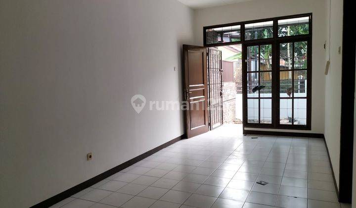 Dijual Rumah Siap Huni Di Taman Kopo Indah Ii 1