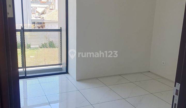 Best Price, Dijual Rumah 3 BR Di Kota Baru Parahyangan 