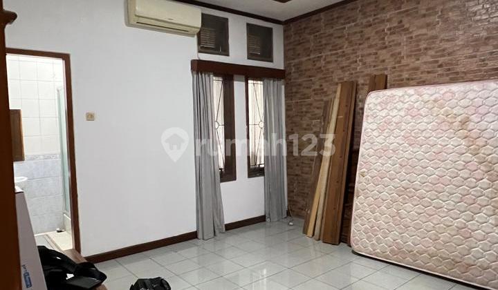 Rumah Nyaman Hommey Lokasi di Setra Sari 2