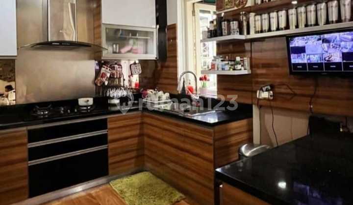 Rumah Nyaman Modern di Daerah Komplek Kurdi 2