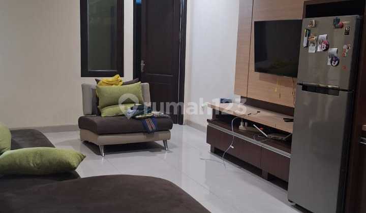 Comfortable Minimalist House Location in Batununggal