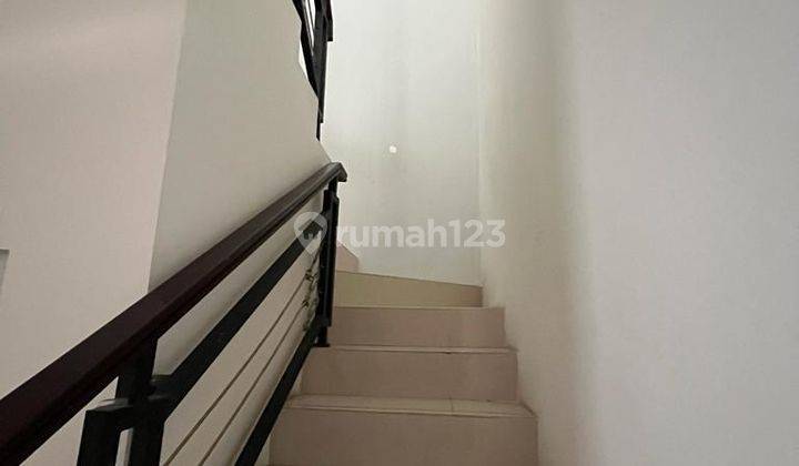 Rumah Minimalis Cantik di Perumahan Cempaka Hijau  2