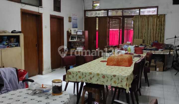 Rumah Bisa Untuk Kos - Kosan Lokasi di Sayap Ciateul Rumah Bisa Untuk Kos - Kosan Lokasi di Sayap Ciateul