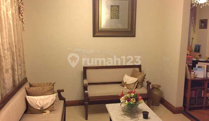 Rumah Nyaman Lux Modern di Daerah Cipaku 2