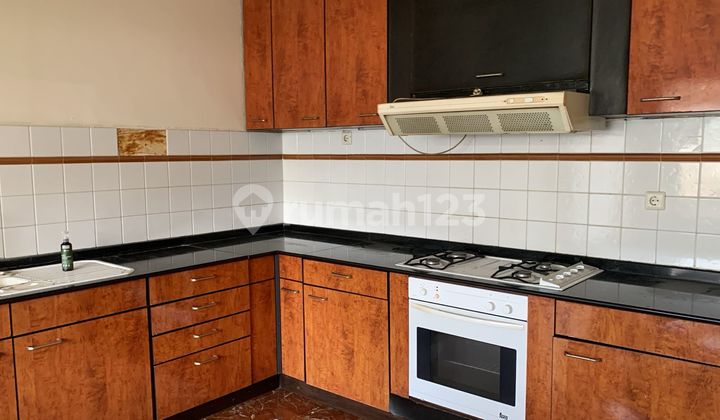 Luxurious Comfortable Hommey House Location in Cipaku 2