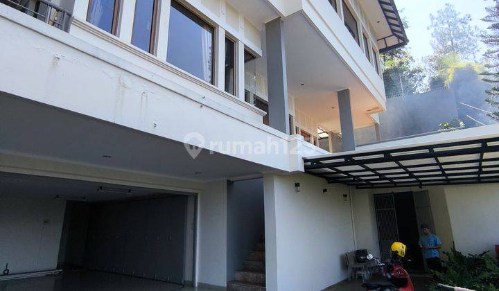 Dijual Rumah Hunian Asri Nyaman & Terawat 3 Lantai Di Dago Pakar 1