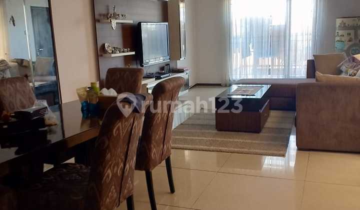 Dijual Rumah Modern Ada Kolam Renang di Setra Murni 2