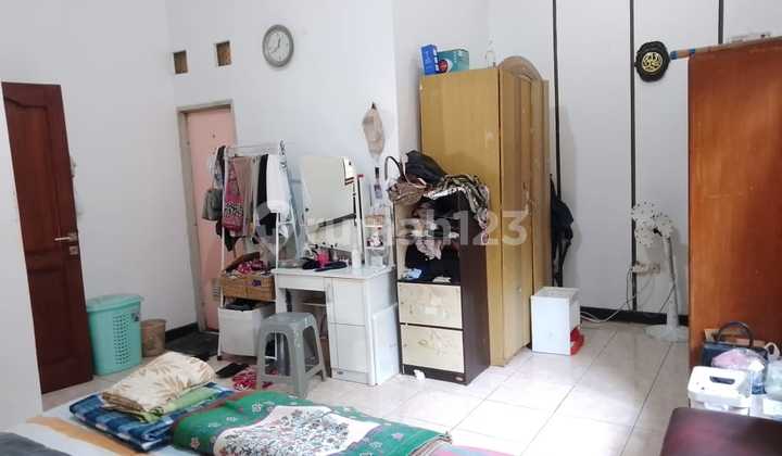 Rumah Besar Terawat dan Strategis di Antapani Kulon 2