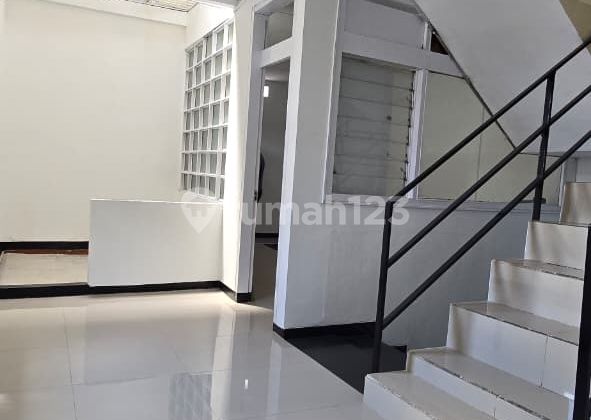 Ruko Strategis Siap Usaha di Mainroad Karapitan 2