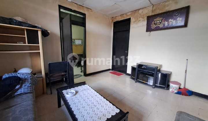 Rumah Plus Tanah di Mainroad Cihampelas Lokasi Strategis Rumah Plus Tanah di Mainroad Cihampelas Lokasi Strategis