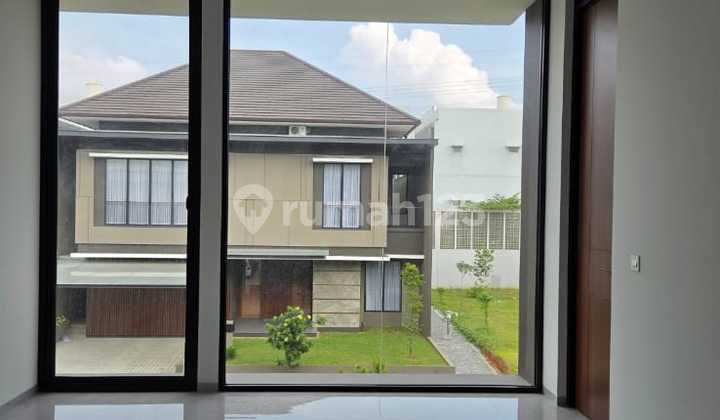 Comfortable New Building House in Summarecon 2