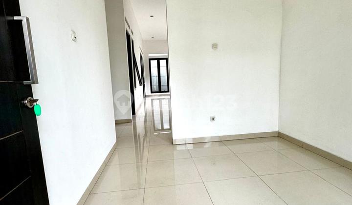 Beautiful Minimalist House in the Batununggal Indah Complex 2