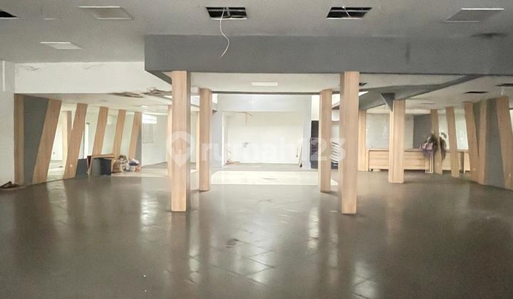 Ruang Usaha di Cihampelas Lokasi Strategis Ruang Usaha di Cihampelas Lokasi Strategis