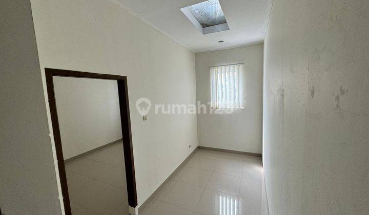 Ruko Lokasi Strategis 2 Lantai di Sayap Terusan Buah Batu 2