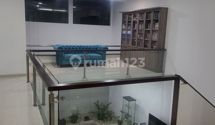 Dijual Rumah Lux dan Furnished di Mekar Wangi Bandung 2