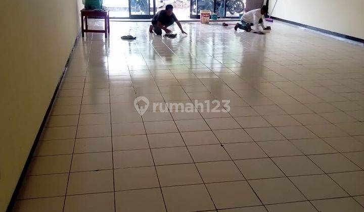 Disewakan Rumah Toko Siap Pakai 2 Lantai Lokasi Di Sayap Sukajadi 1