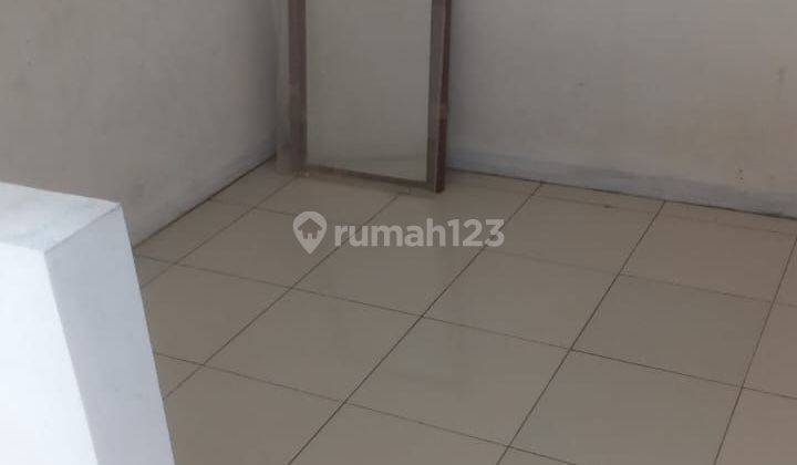 Dijual Rumah Kost Ruang Usaha Lokasi di Main Road Cigadung 2