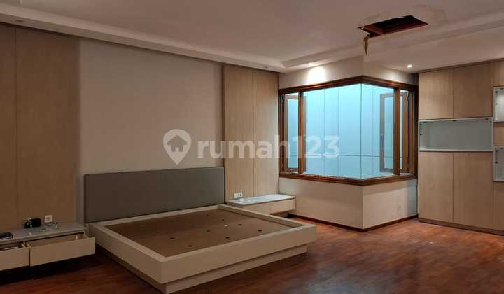 Rumah 3 Lantai Nyaman di Bale Pakuan Ciumbuleuit 2