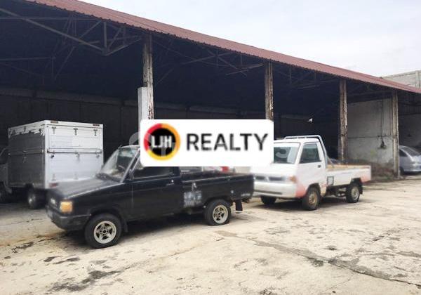 Warehouse on Kelinci Raya, Pandean Lamper, Semarang. 1