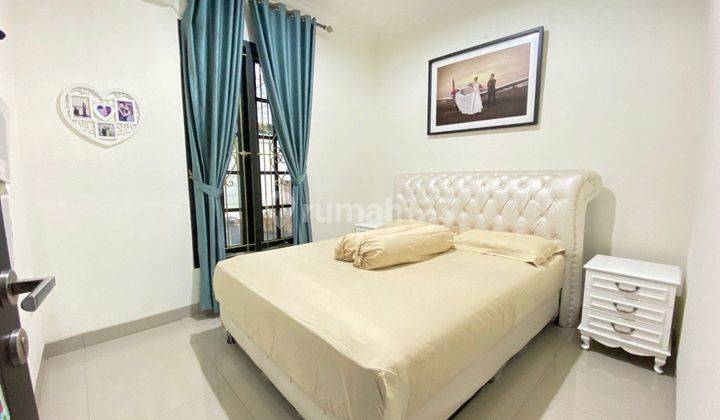 Rumah Town House Cantik Furnished Lokasi Dalam, Ew 2