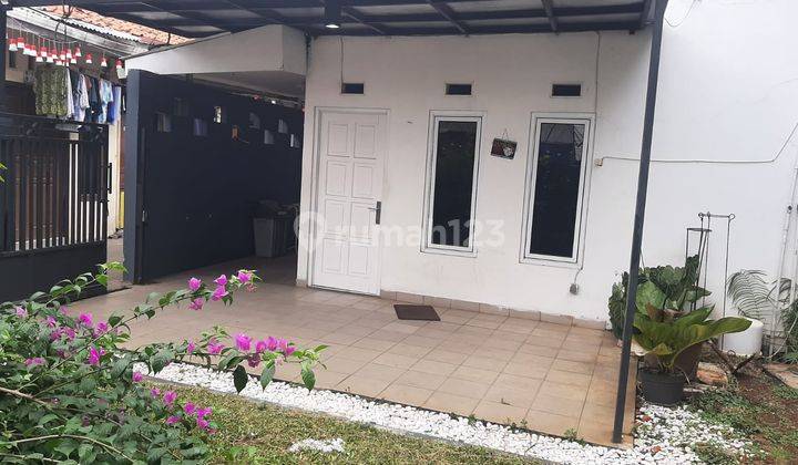 Rumah Siap Huni Dengan Halaman Besar di Cinere, Ew 1