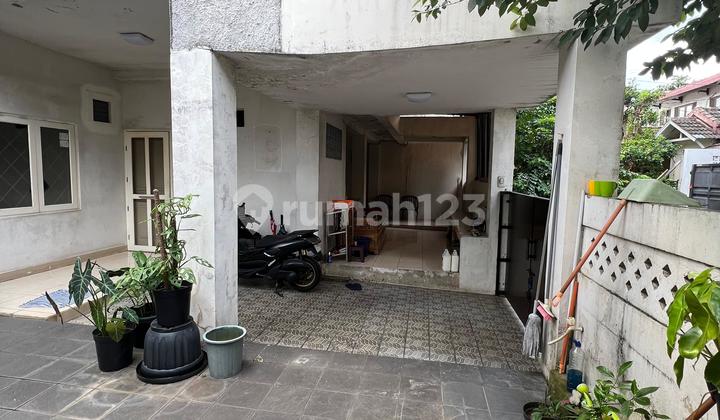 Rumah Dalam Komplek Lingkungan Asri Dan Siap Huni, (ew)