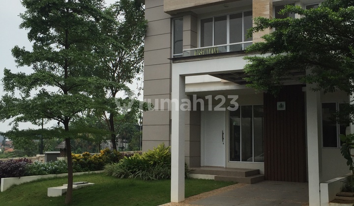 Nice House Quiet Location for Family in Cirendeu (ew)