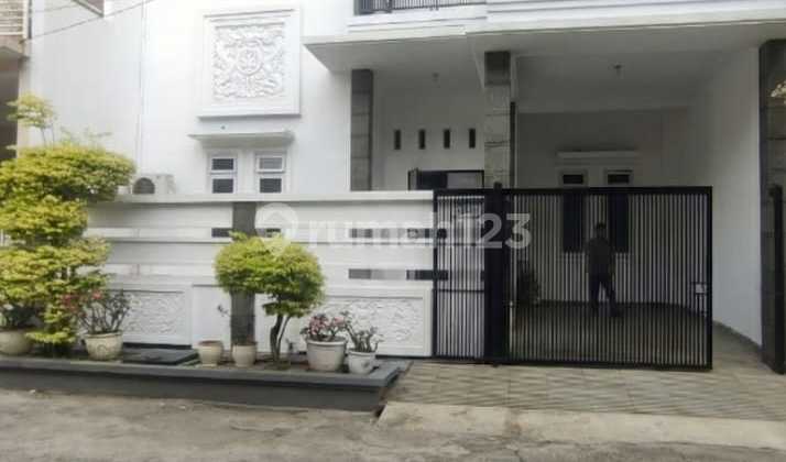 Rumah Modern Harapan Indah Bekasi - Lingkungan Nyaman & Bebas Banjir Rumah Modern Harapan Indah Bekasi - Lingkungan Nyaman & Bebas Banjir