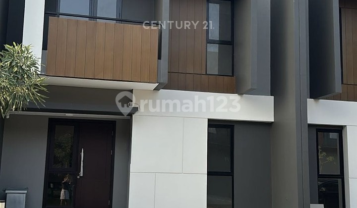 HOUSE FOR SALE Rumah Baru 2 Lt Di Summarecon Crown Gading