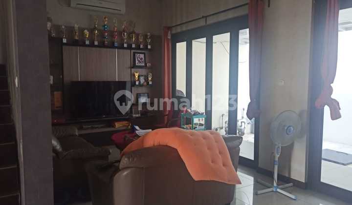 Exclusive! Hunian Nyaman Semi Furnish di Cluster Asia Tropis, Harapan Indah Bekasi – Lingkungan Asri & Aman 2