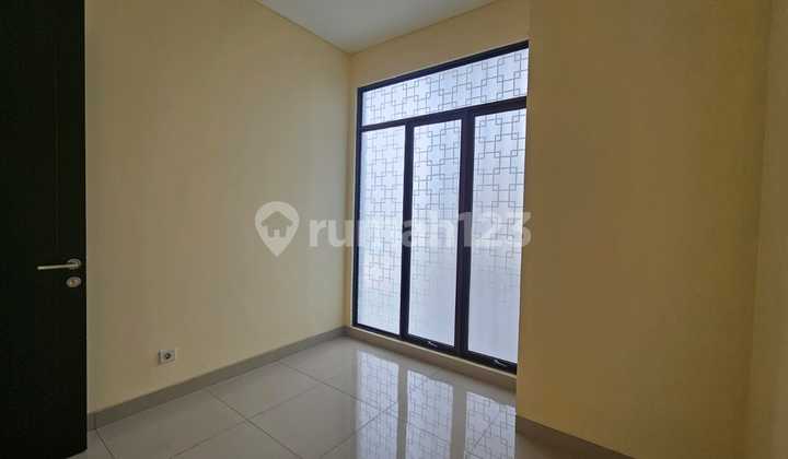 Neat &amp; Comfortable House Shinano Jgc Cakung Cluster East Jakarta 2