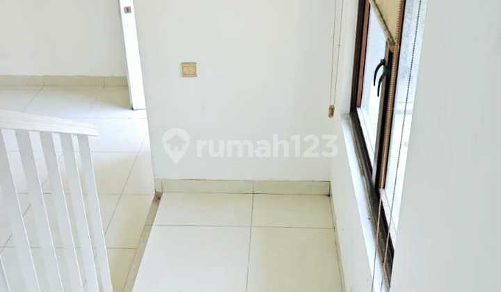 Rumah Cantik di Cluster Zebrina - Jakarta Garden City 2