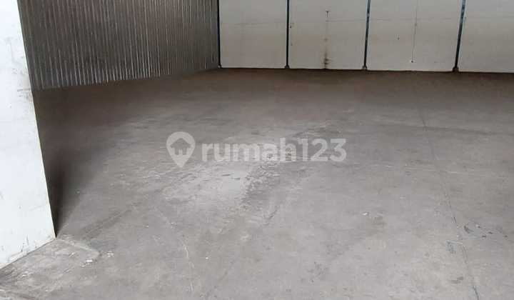 Warehouse near Tanjung Priok Port in Ancol Warehousing, North Jakarta Warehouse near Tanjung Priok Port in Ancol Warehousing, North Jakarta