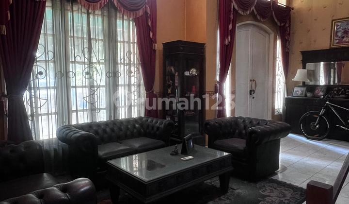 Dijual Cepat! Rumah 4 Lantai Dekat Tol di Vila Jatibening, Bonus Furnish! 2