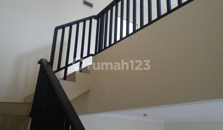 For Rent Ready-to-Use Shop House in Premium Area Harapan Indah Bekasi Busy Location 2