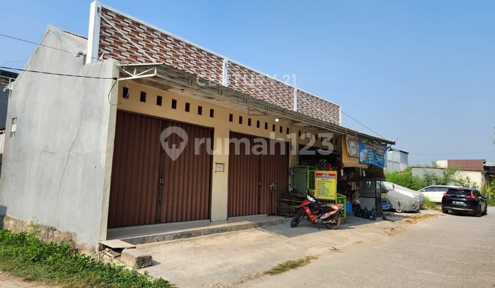 For Sale 3 Attached Shophouses in Nuansa Jaya Setiamulya Complex, Bekasi 2