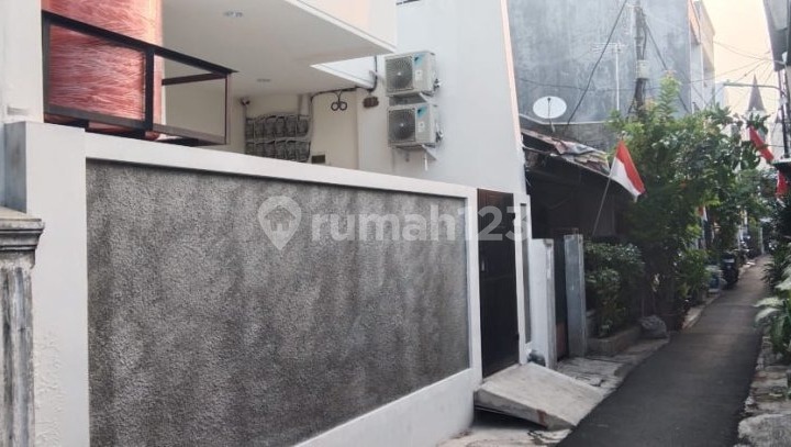 For Sale Tanjung Duren Boarding House, Good Condition Ready for Business 2