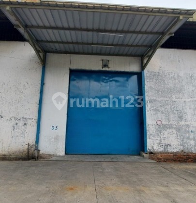 Warehouse near Tanjung Priok Port in Ancol Warehousing, North Jakarta Warehouse near Tanjung Priok Port in Ancol Warehousing, North Jakarta