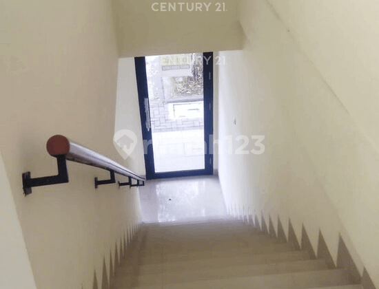 Green Point Shop House Ideal Business Location Near Harapan Indah City 2