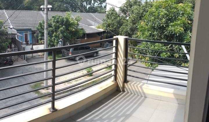 Dijual Rumah 2 Lantai di Graha Kalimas 4, Jalan Inspeksi Kalimalang, Bekasi 2