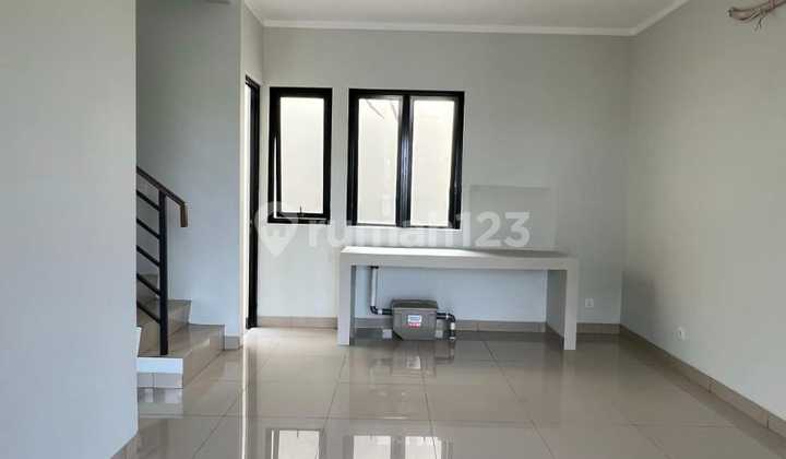 Rumah Baru 2 lantai Siap Huni di Summarecon Crown Gading, Cluster Regia - Tarumajaya Bekasi 2